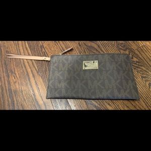 Michael Kors hand bag